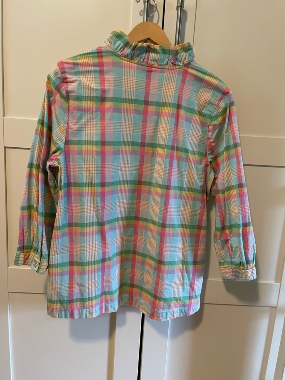 Crown & Ivy Pastel Plaid Ruffle V-Neck Tunic Top - Picture 2 of 6